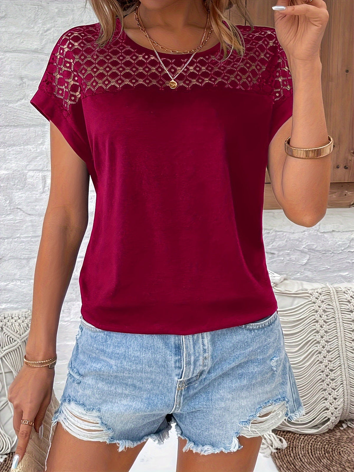 Lace Off Shoulder T-Shirt Women Vacation Batwing Short Sleeve Tops Casual Summer Loose Fit Elegant Floral Lace Tee Shirt Multiple Colors S M L XL