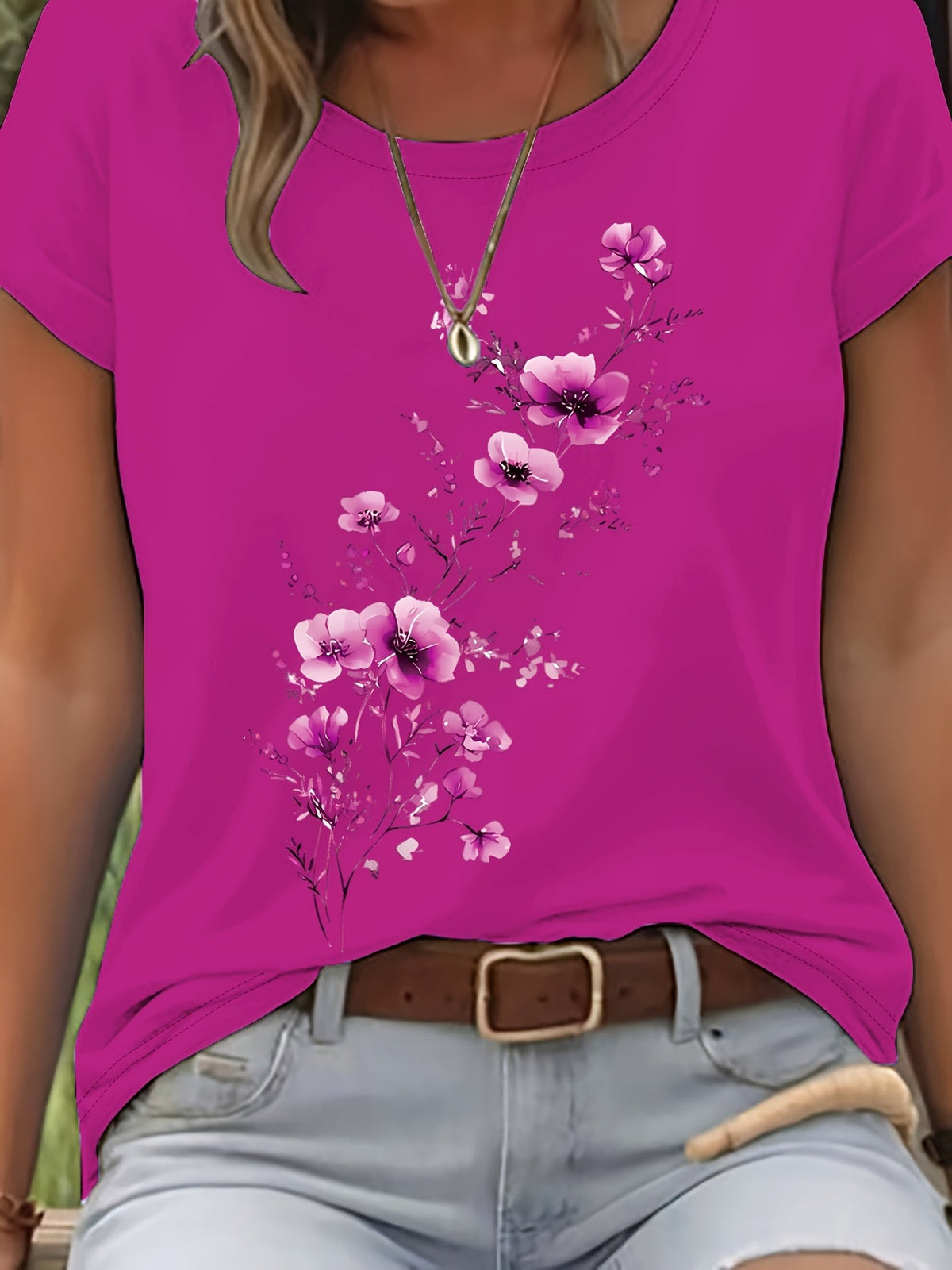 Women's Watercolor Floral Print T-Shirt – Elegant Round Neck Short Sleeve Casual Top for Spring & Summer