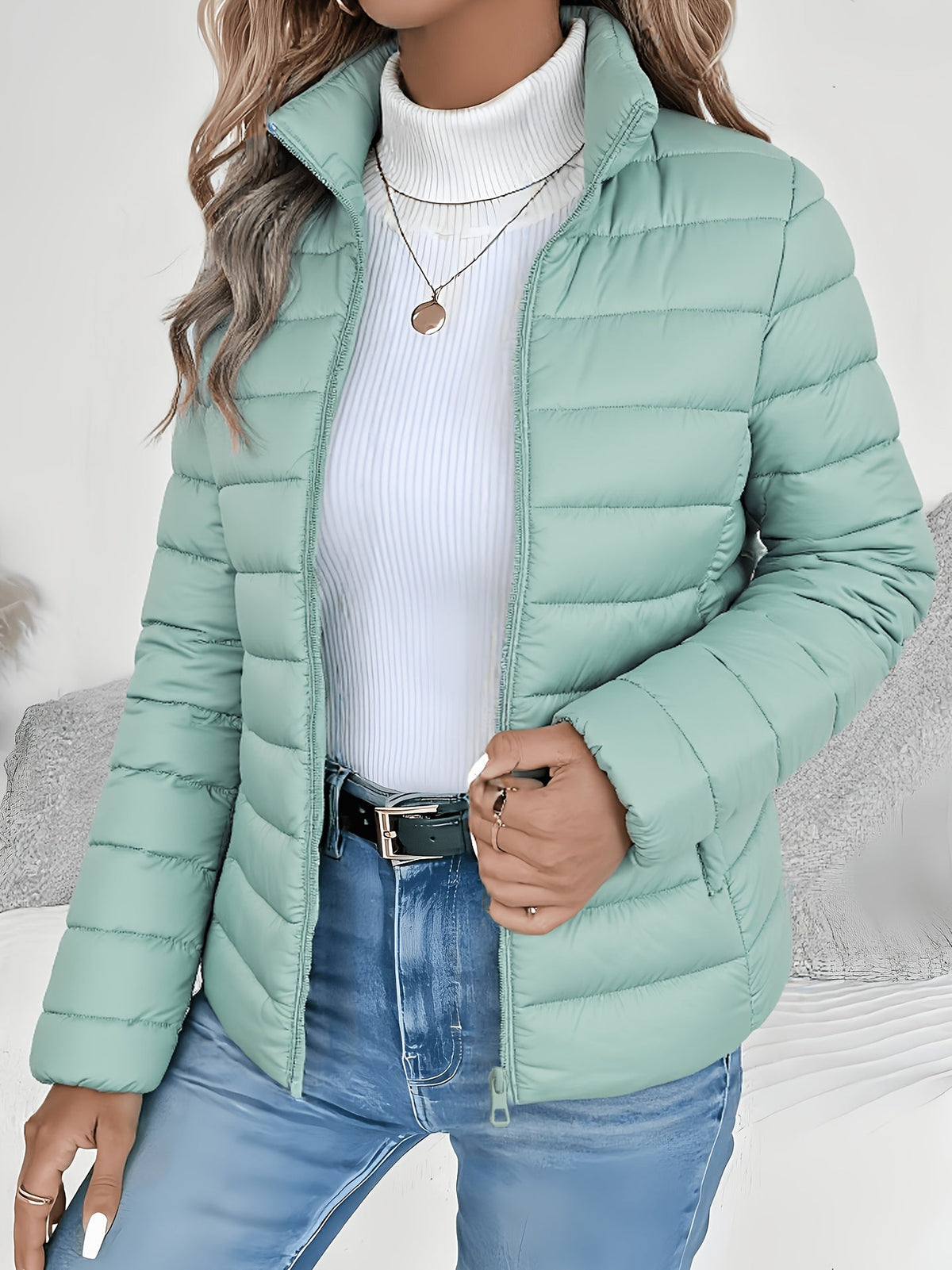Women's Quilted Puffer Jacket Lightweight Padded Coat Stand Collar Zip Up Cropped Outerwear Fall Winter Slim Fit