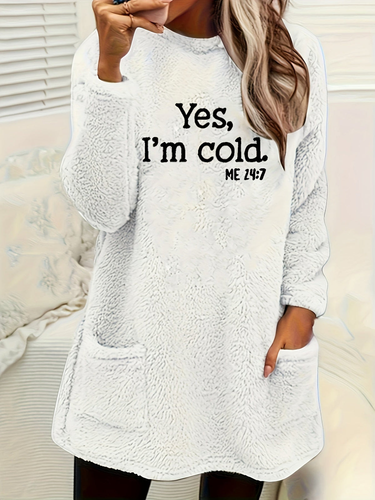 Women's Double-Sided Letter Print Sweatshirt – 100% Polyester Crew Neck Long Sleeve Casual Pullover with Pocket for Fall Winter