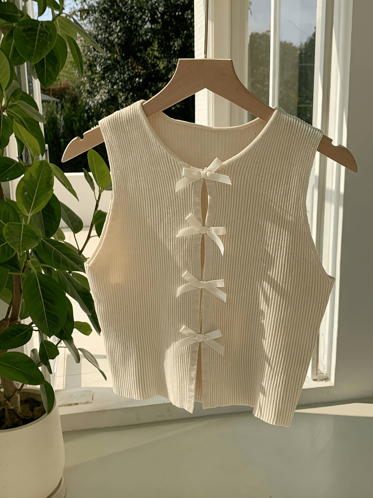 Women's Bow-Tie Striped Crop Vest - Sexy Tight Stretchy Knit Tank Top, 100% Polyester Crew Neck, Y2K Summer Cami Sleeveless Top for Going Out