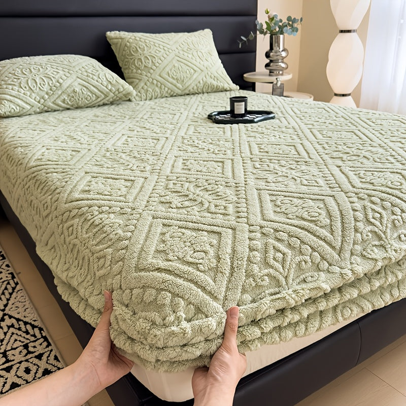 European Embossed Soft Bed Sheet – All Season Deep Pocket Mattress Cover, Super Soft Machine Washable Bedding for Twin Full Queen King, Warm Mattress Protector (No Pillowcase)