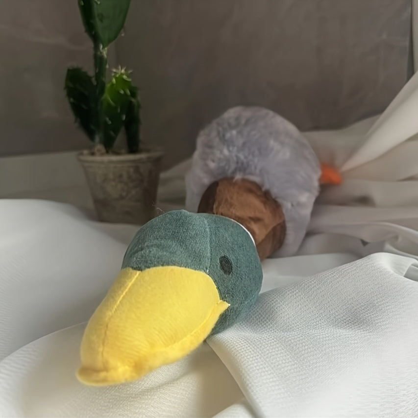 Velvet Goose Squeaky Plush Dog Toy – Soft PV Velvet Sound-Making Pet Toy for Dogs, Cute Goose Design Interactive Chew & Cuddle Toy, Durable Stuffed Animal for Small to Medium Dogs